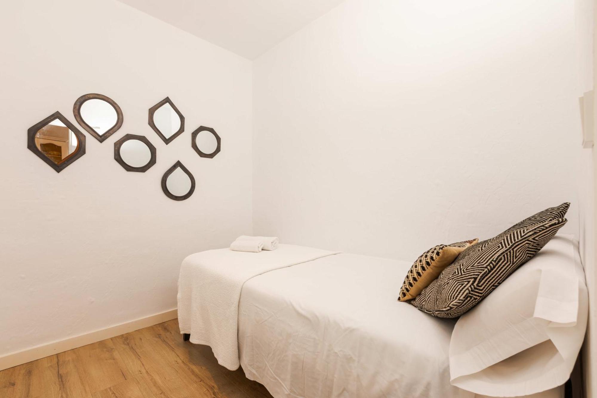 Sant Antoni de Portmany Victoria Sunset Suites מראה חיצוני תמונה
